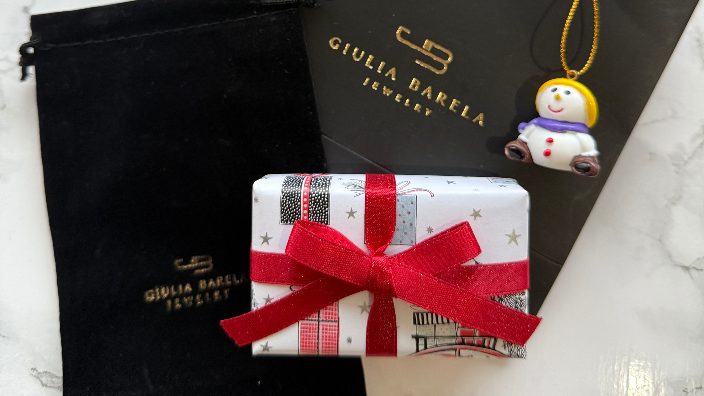 ホリデーギフト　2025年クリスマス限定ラッピング